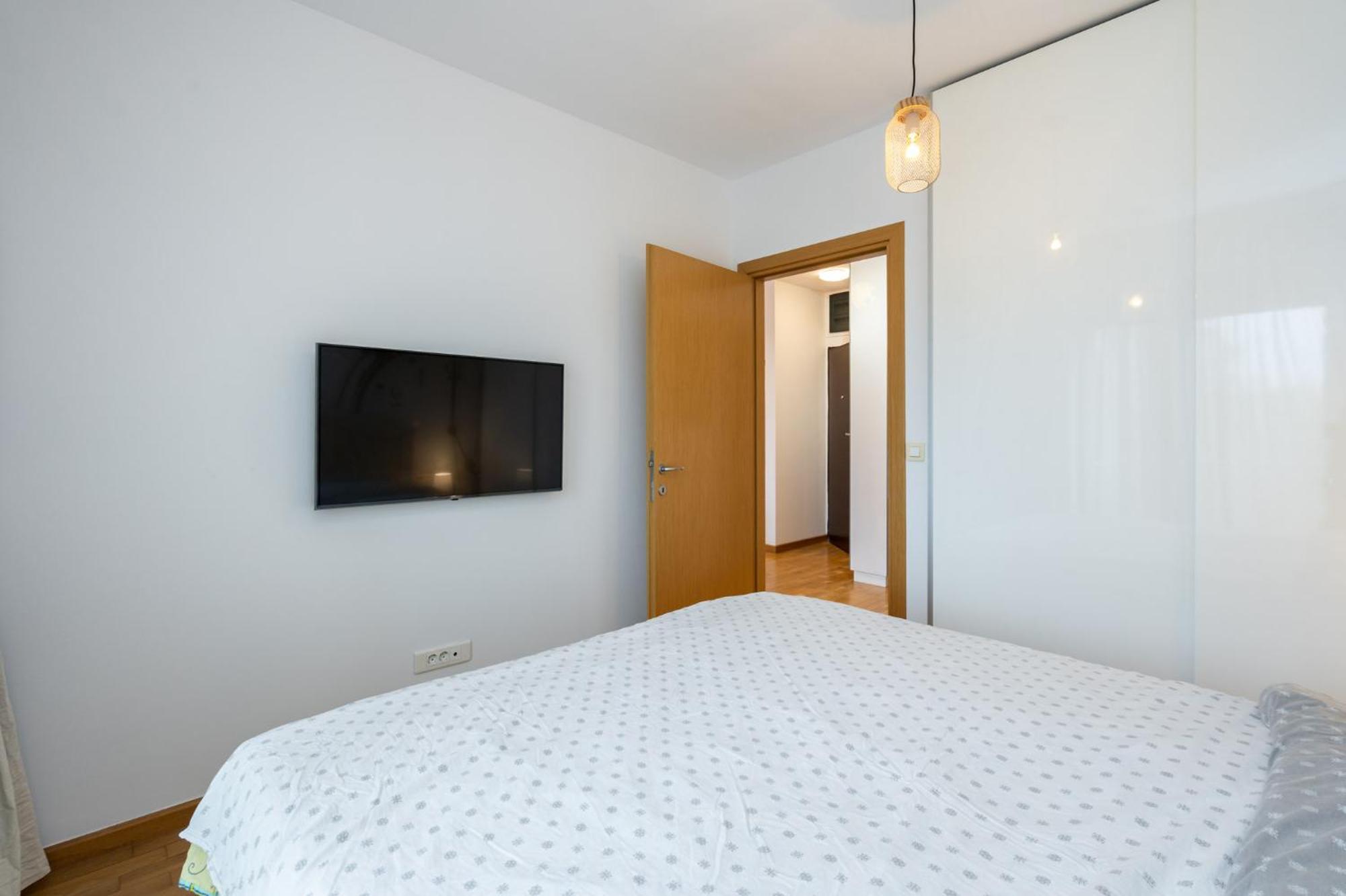 Lazynest - Modern Apartment With Parking & Balcony Bucarest Exterior foto