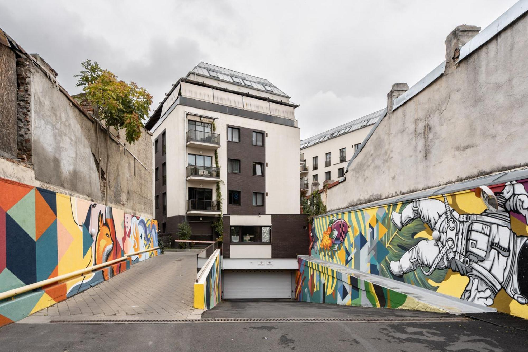 Lazynest - Modern Apartment With Parking & Balcony Bucarest Exterior foto